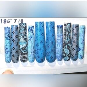 Hand Crafted Custom 185710 Blue Patterned Press On Nails